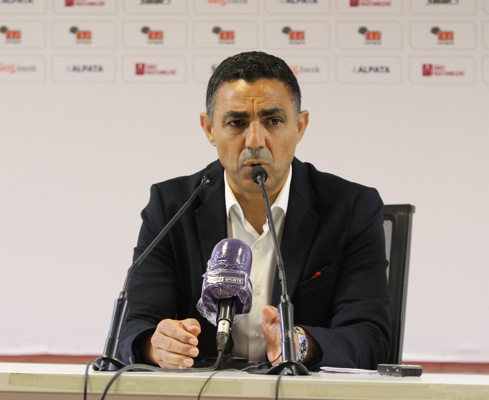 Küme düşen Eskişehirspor’da Mustafa Özer maç sonu ateş püskürdü