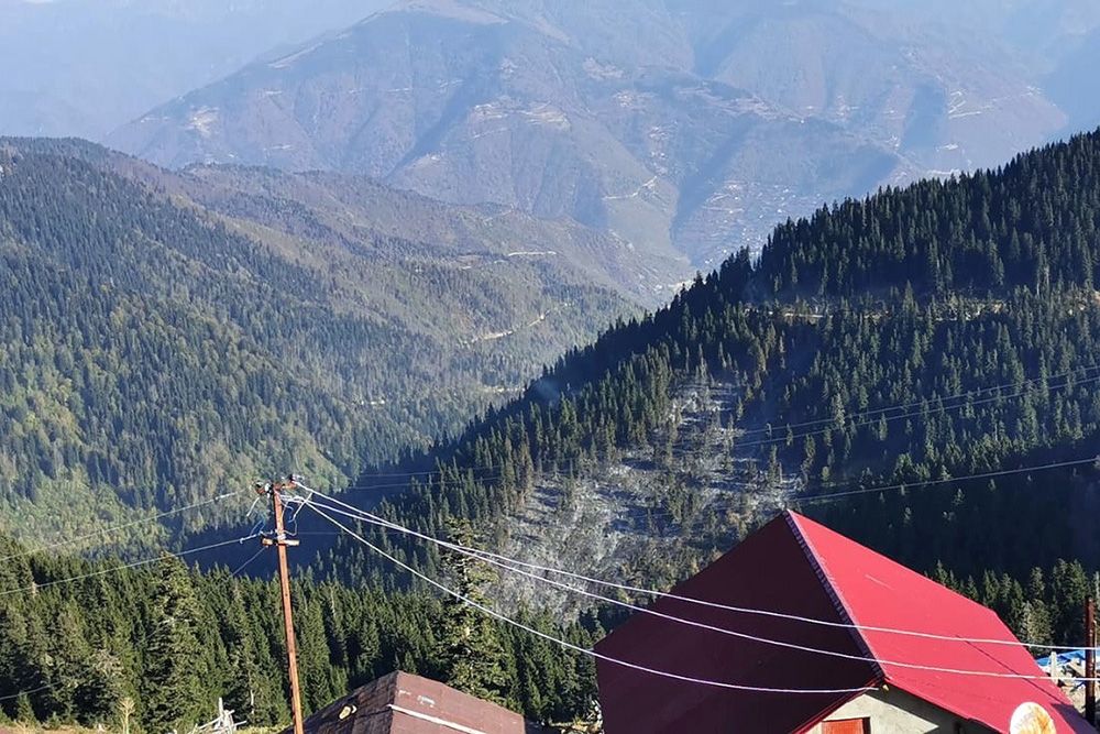 Kürtün’deki yangınlara müdahale devam ediyor