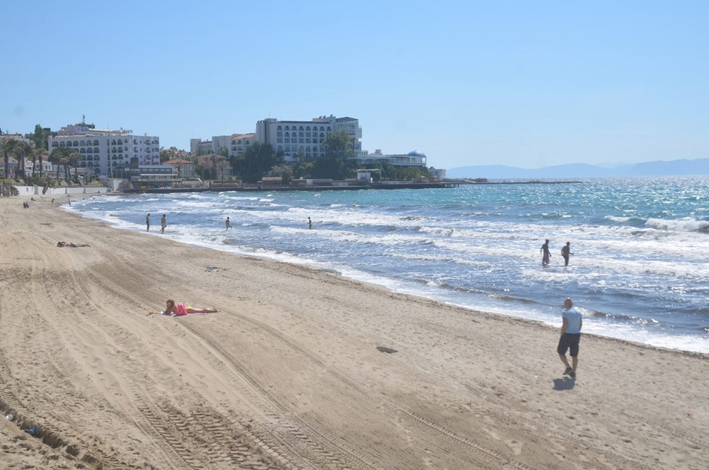 Kuşadası’nda hayat normale dönüyor