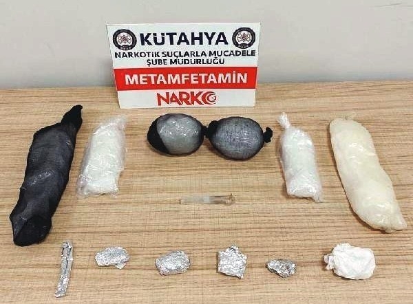 Kütahya’da 1 kilo uyuşturucu ele geçirildi: 2 gözaltı