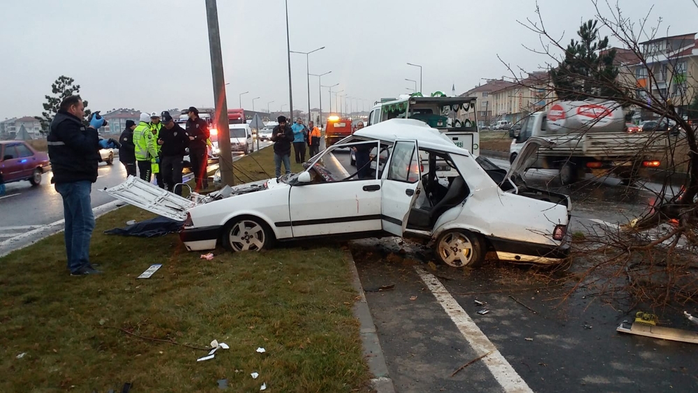 Kütahyadaki Trafik Kazasında Ölü Sayısı 3E Çıktı