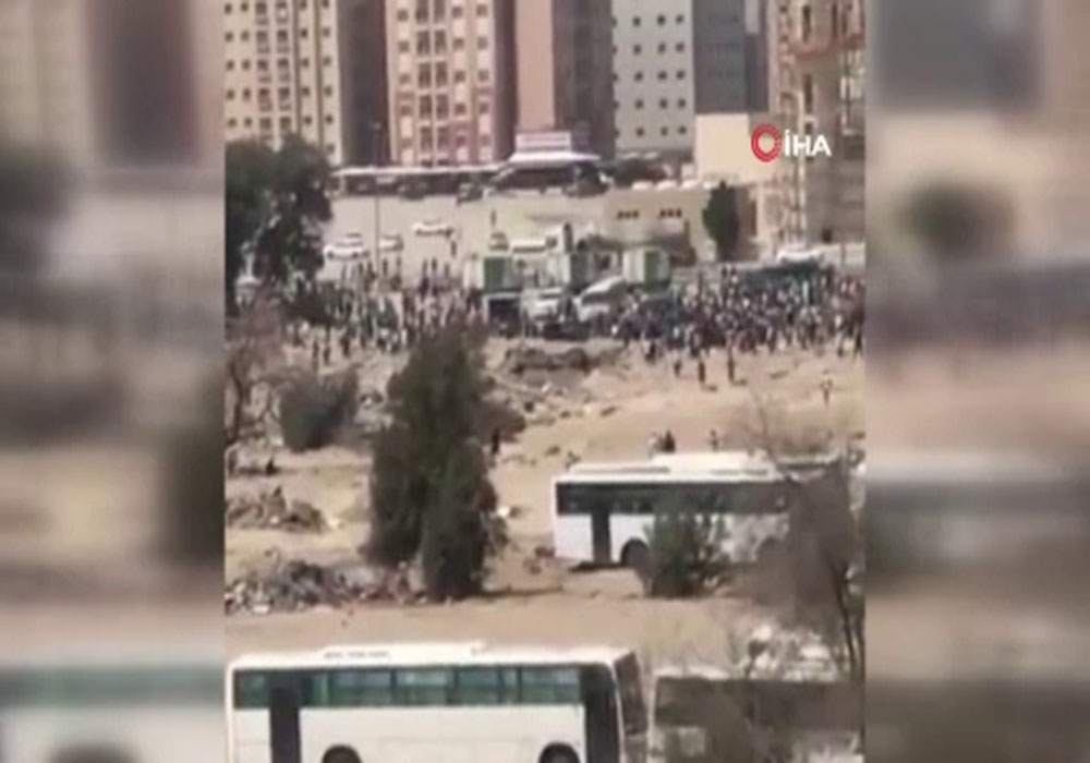Kuveyt’te korona virüs nedeniyle yapılan yardımda izdiham