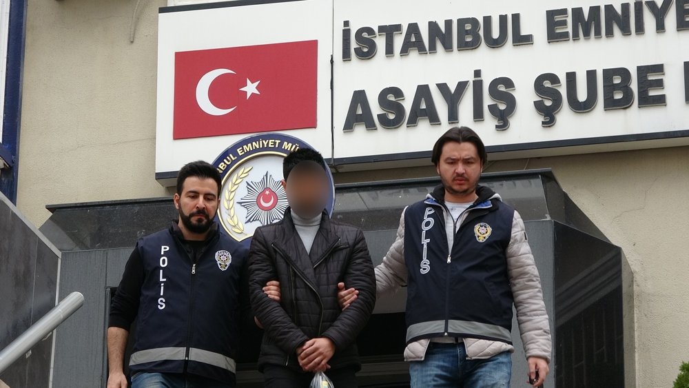 Kuyumcudan bileziği böyle çaldı, yakalanınca “borcum vardı, şeytana uydum” dedi