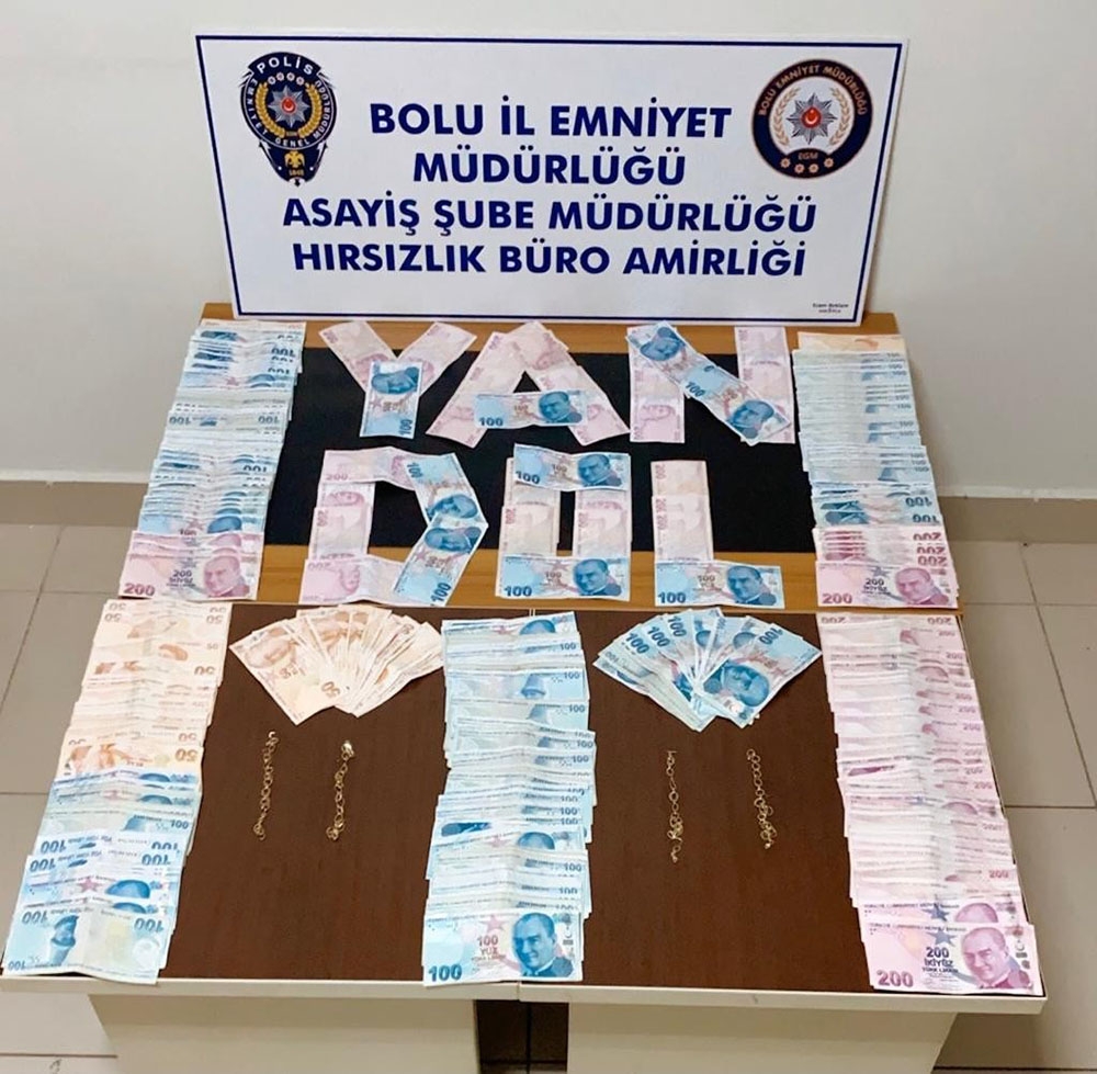 Kuyumculara 40 bin liralık sahte altın satan dolandırıcılar
