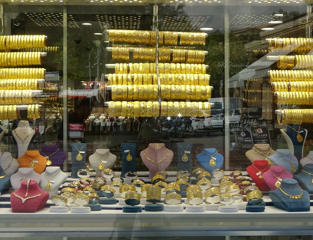 Kuyumculardan yıl sonu altın tahmini