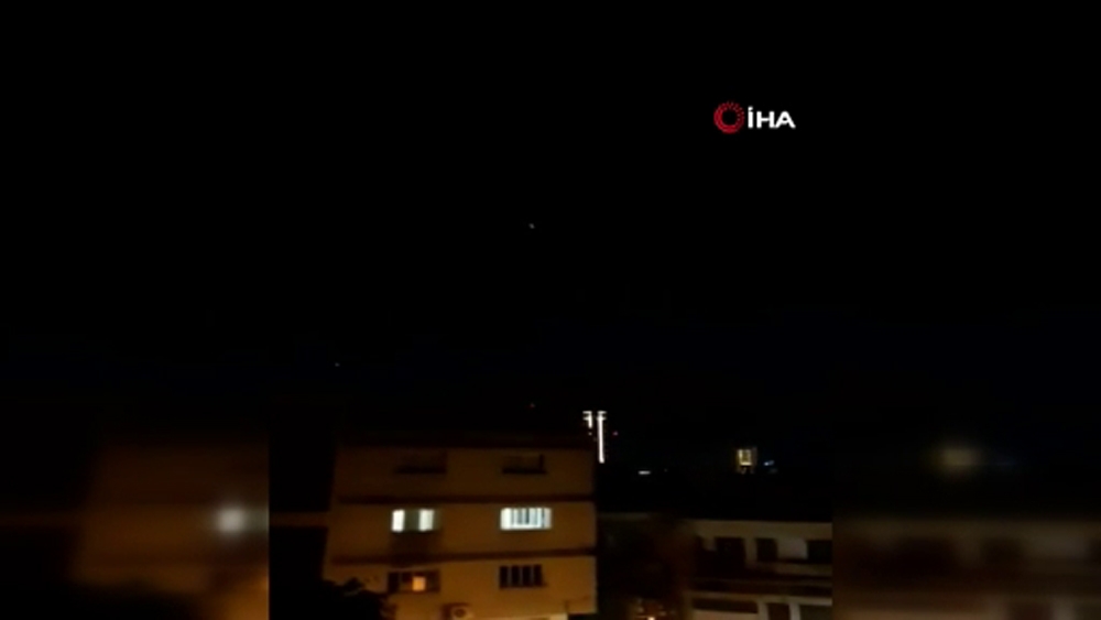 Lefkoşa sınır hattında havada hareketlilik