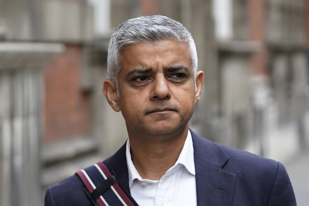 Londra Belediye Başkanı Khan talimat verdi: 