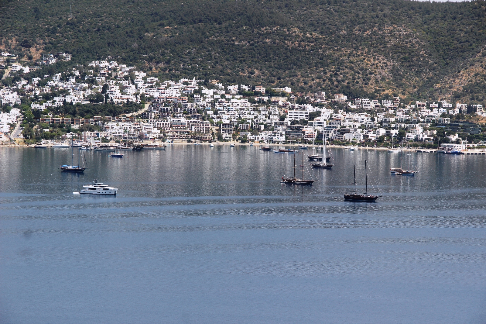 Lüks yatlar Bodrum’u mesken tuttu