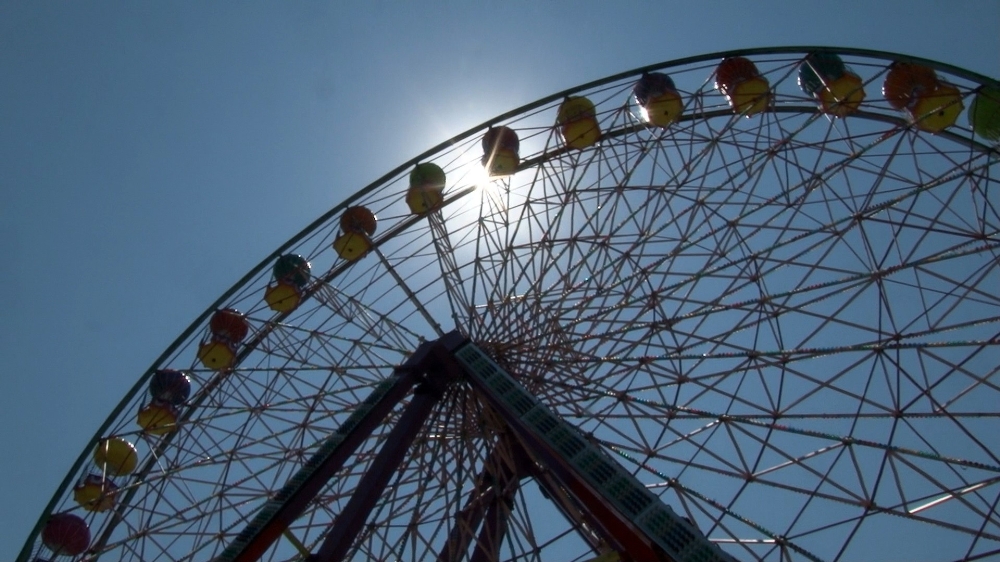 Lunapark ve tematik parklar açıldı
