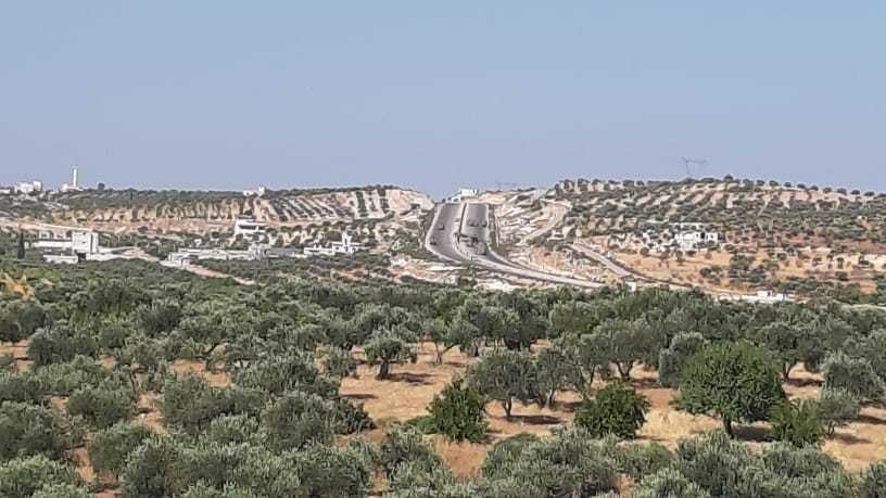 M4 karayolunda Rus araçlarının geçişi sırasında saldırı