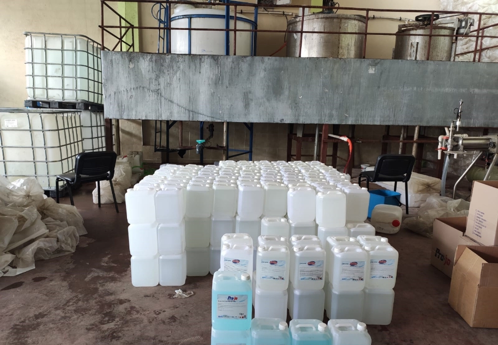Malatya’da 2 ton 600 litre sahte dezenfektan ele geçirildi