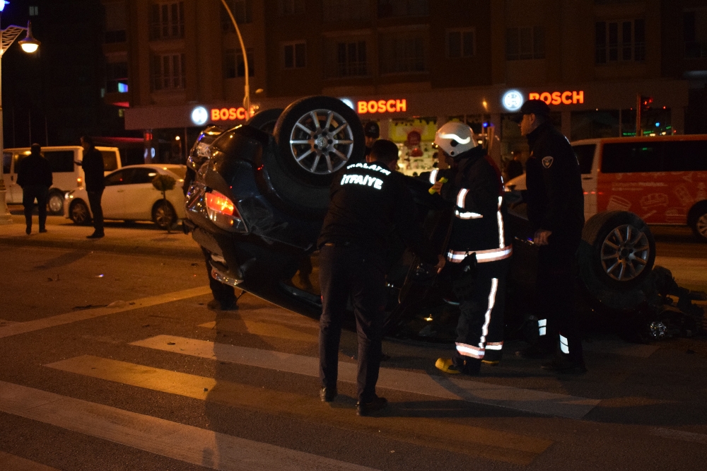 Malatyada Trafik Kazası: 4 Yaralı