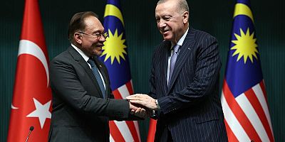 Malezya Başbakanı Enver İbrahim: Erdoğan İslam dünyasının cesur lideri