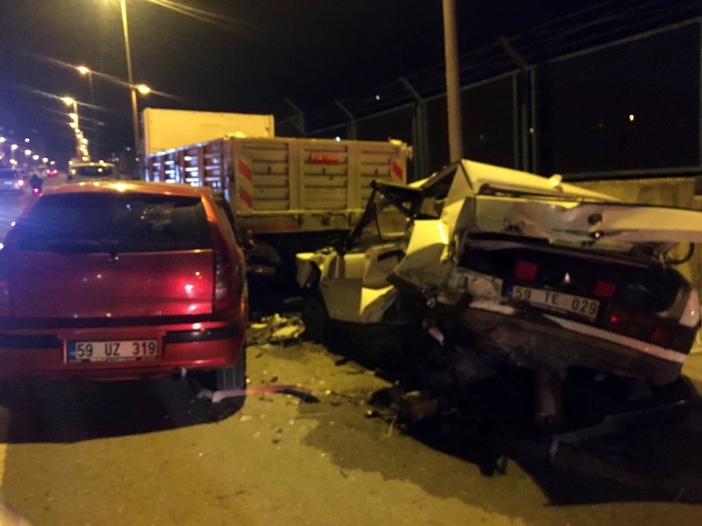 Maltepe’de feci kaza: 3 yaralı