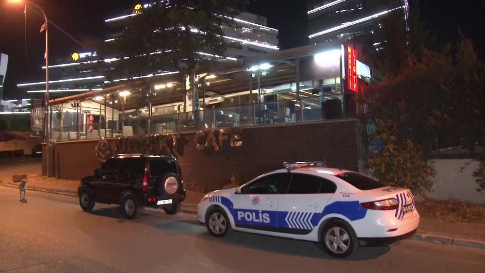 Maltepe’de polise ateş açıldı: 10 gözaltı