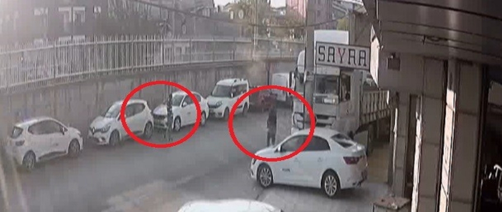 Malzeme indirilen kamyondan içinde 25 bin TL olan çantayı böyle çaldılar