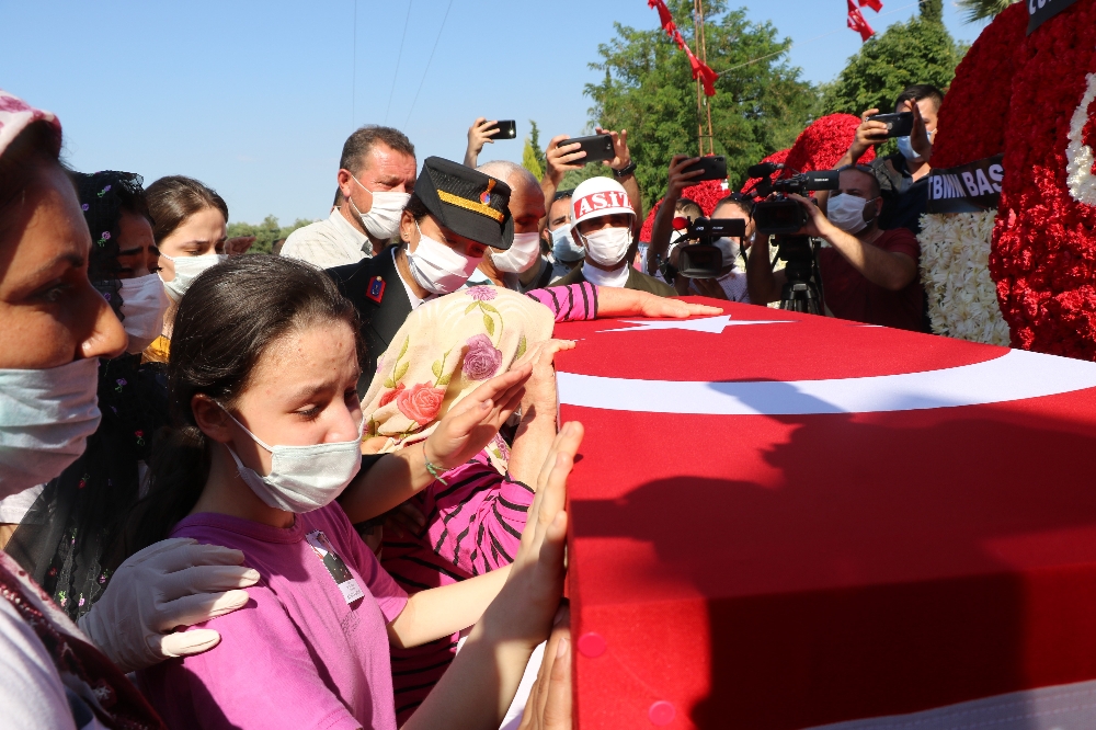 Manisa kahraman şehidini uğurladı