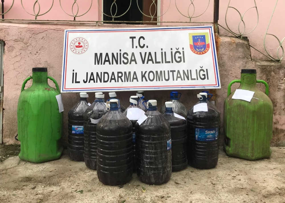 Manisa’da 20 ton sahte içki ele geçirildi