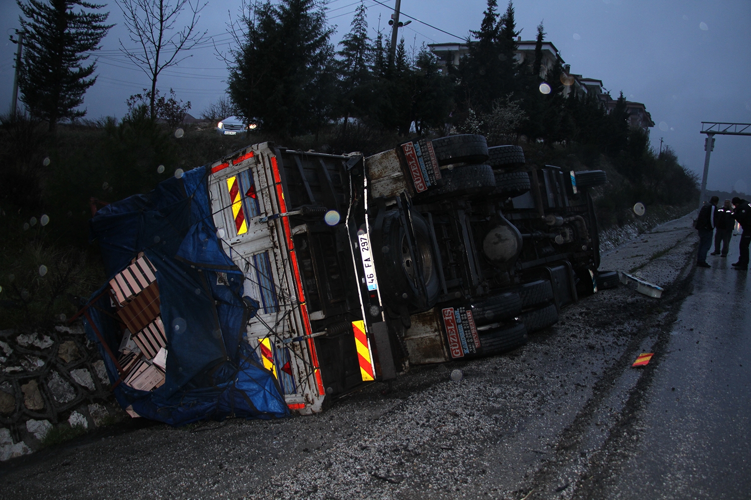 Manisa’da feci kaza: 1’i ağır 4 yaralı