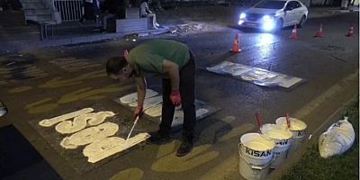 Mardin'de silinen Kürtçe trafik kuralları yeniden yazıldı