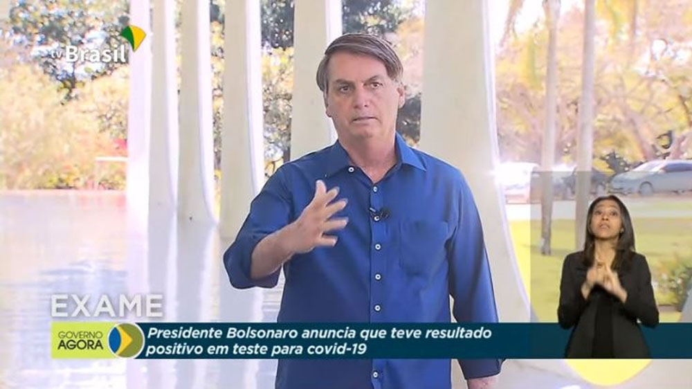 Maskesini çıkaran Bolsonaro’ya gazeteciler dava açacak