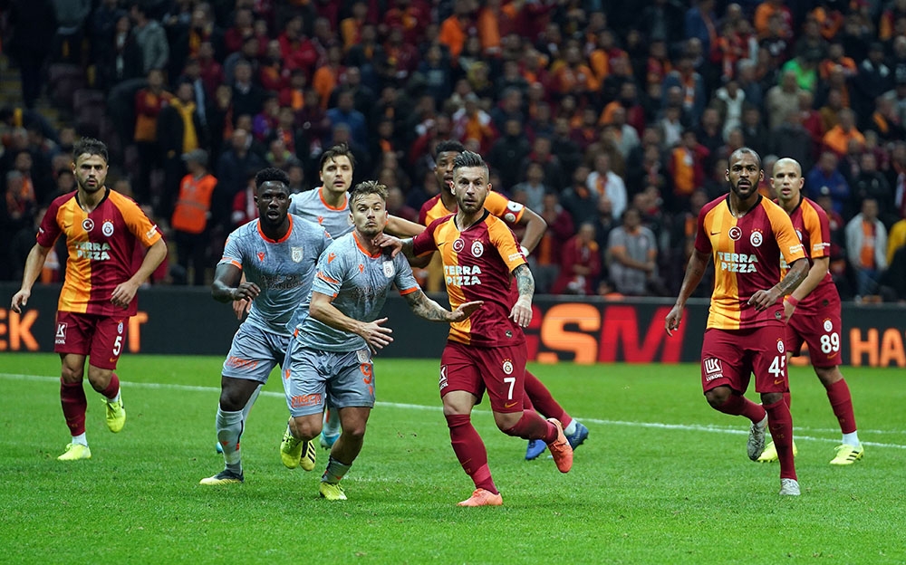 Medipol Başakşehir ile Galatasaray 24. randevuda
