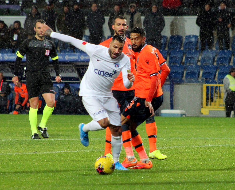 Medipol Başakşehirden 5 Gollü Galibiyet