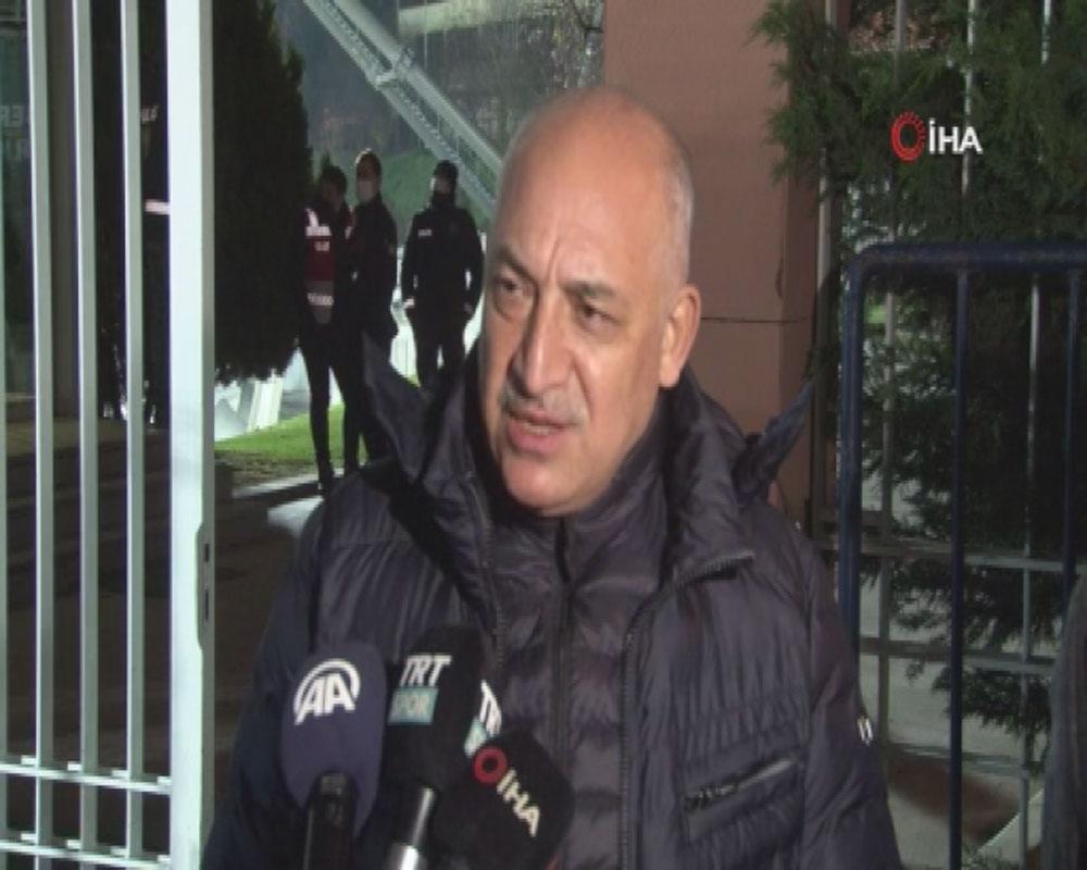 Mehmet Büyükekşi: “Aynı başarıyı sürdürürsek, hocamızla oturup konuşuruz”