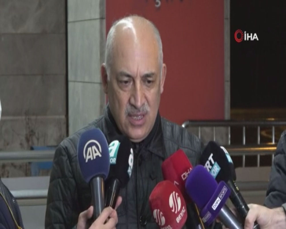 Mehmet Büyükekşi: 