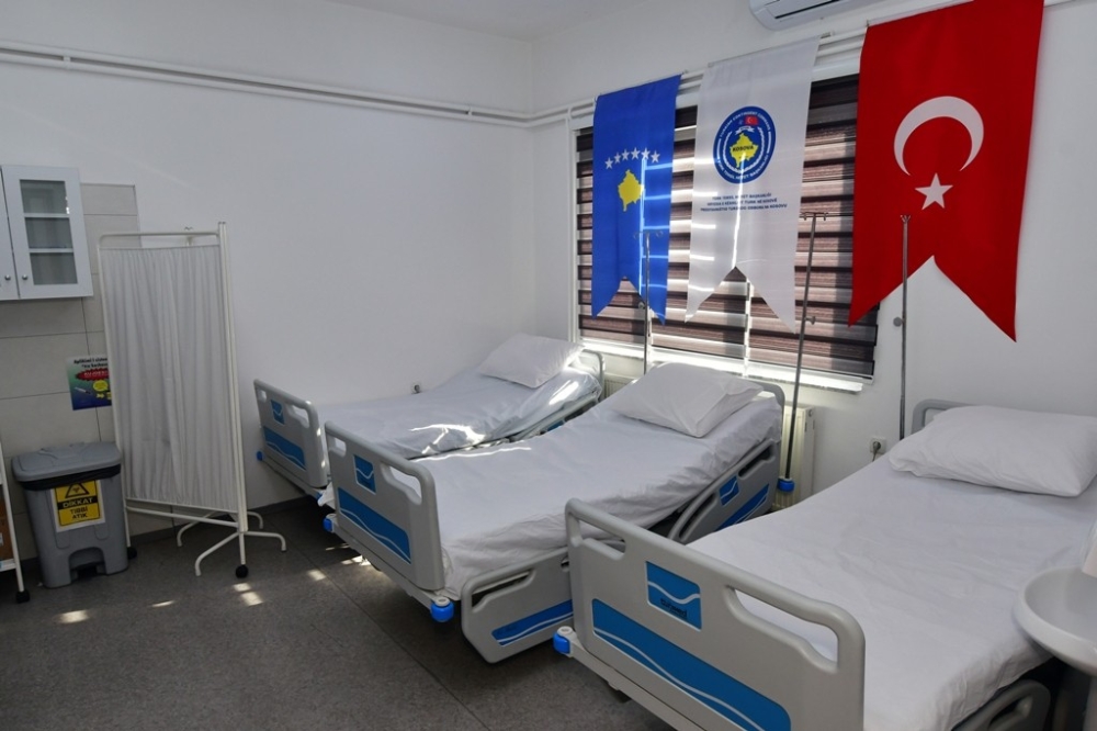 Mehmetçik Kosova’da Aile Sağlık Merkezini yeniledi