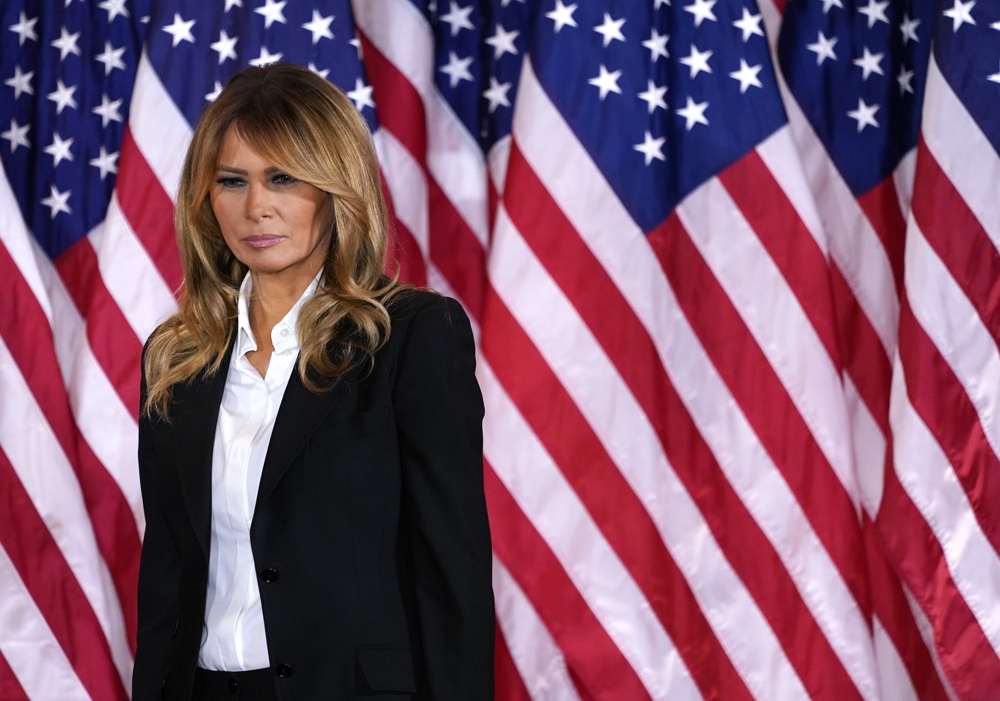 Melania Trump, Beyaz Saray’daki çalışmalarını Florida’da sürdürüyor