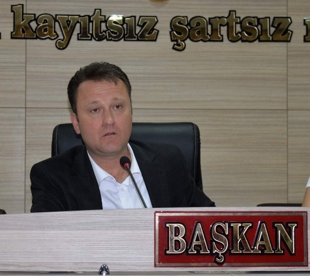 Menemen Belediyesine operasyon: 29 kişi hakkında gözaltı kararı