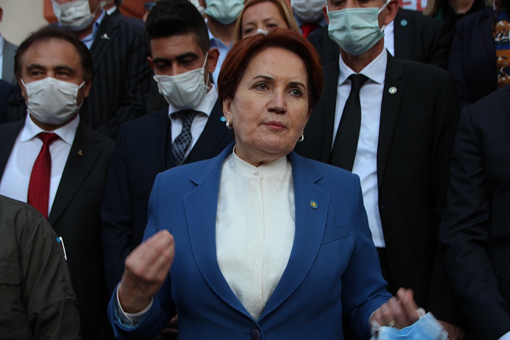 Meral Akşener: 