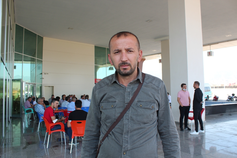 Mersin’deki kazaya tanık olan otobüs şoförü: “El freni ve vites şoförün elinde kalmış”