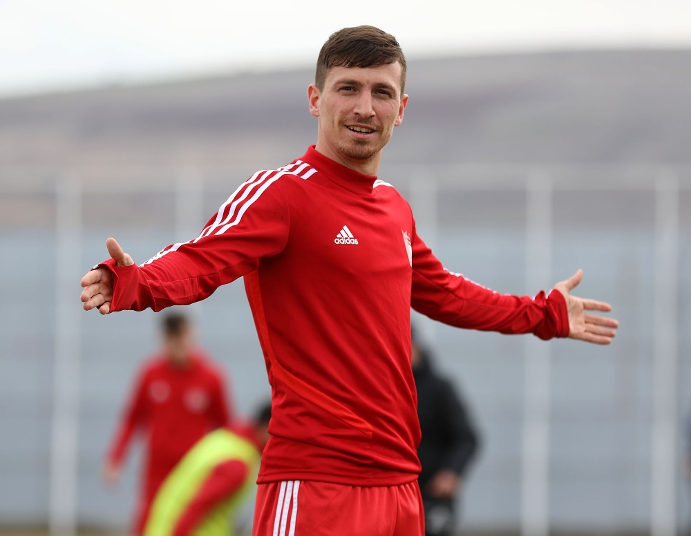 Mert Hakan Yandaş, Haluk Levent’in yardım çağrısını yanıtsız bırakmadı