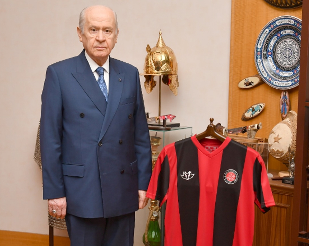 MHP Genel Başkanı Bahçeli sosyal medya suskunluğunu bozdu