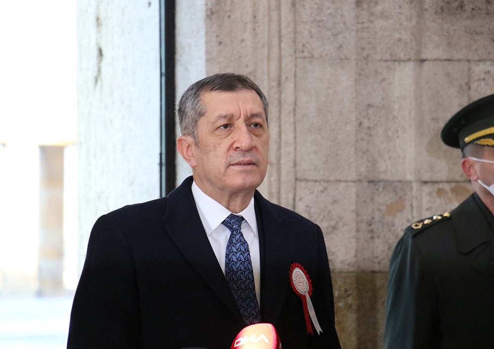 Milli Eğitim Bakanı Selçuk: 