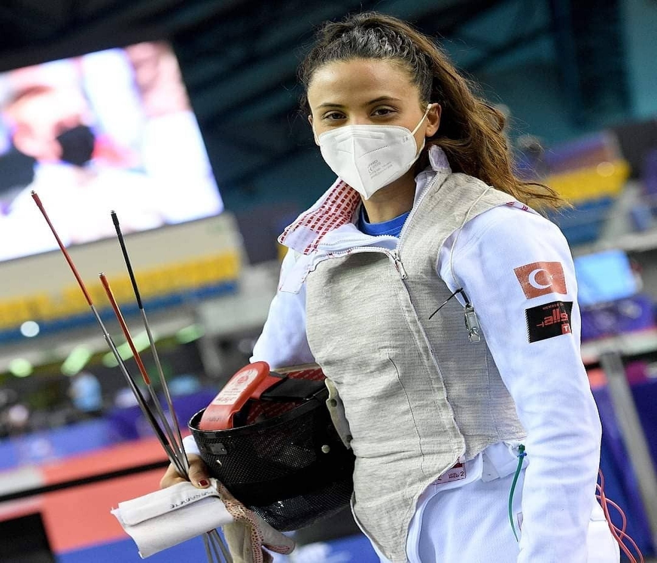 Milli eskrimci İrem Karamete, Katar’da ana tabloya yükseldi