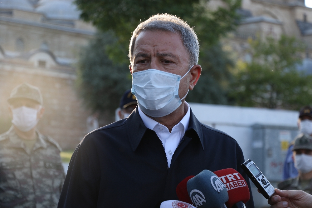 Milli Savunma Bakanı Akar’dan ’Yunanistan’ açıklaması