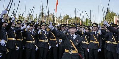 Milli Savunma Bakanı Güler'den 'teğmenler' açıklaması