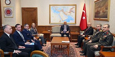 Milli Savunma Bakanı Yaşar Güler, ABD'nin Ankara Büyükelçisi'ni kabul etti