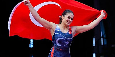 Milli sporculardan madalya yağmuru