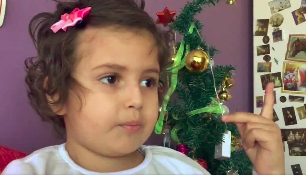 Minik Öykü Arin’den vatandaşlara, ‘evde kalın’ çağrısı