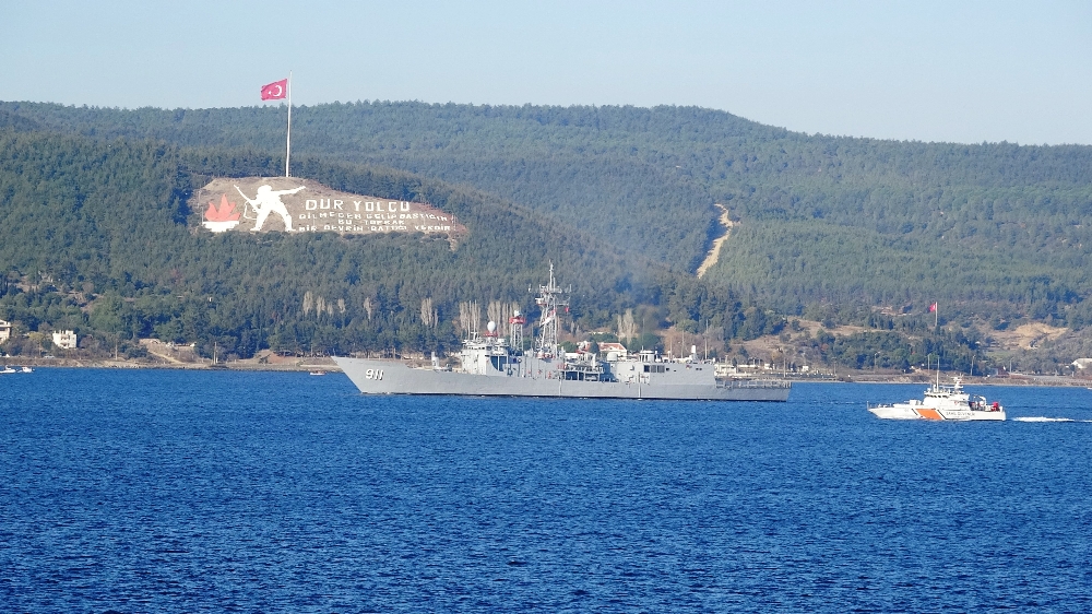 Mısır savaş gemileri Çanakkale Boğazı’ndan geçti