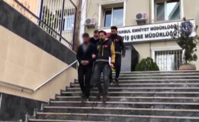 Motosiklet Hırsızlarına Polis Operasyonu Kamerada