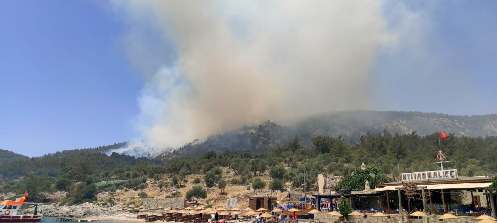 Muğla’daki orman yangını büyüyor