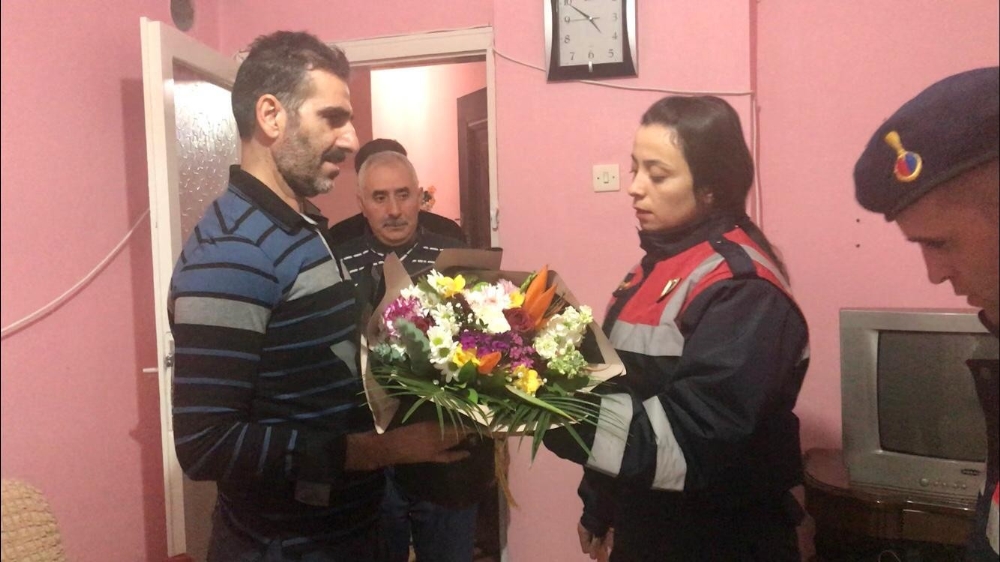 Muhammed’in enkazdan kimliği çıktı, babaya teslim edildi