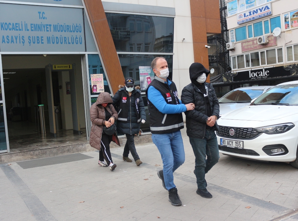 Muhasebeci fabrikanın 2 milyon TL’si ile dört otomobil alarak otelde alem yaptı
