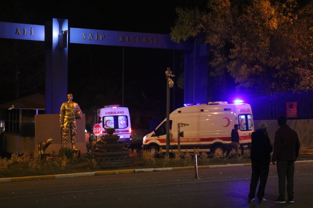 Mühimmat Deposu Patlamasında 16Sı Asker Olmak Üzere 17 Kişi Yaralandı