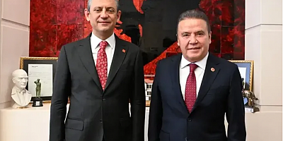Muhittin Böcek'ten Özgür Özel itirafı: yaklaşık 135 milyonluk ödeme yaptım